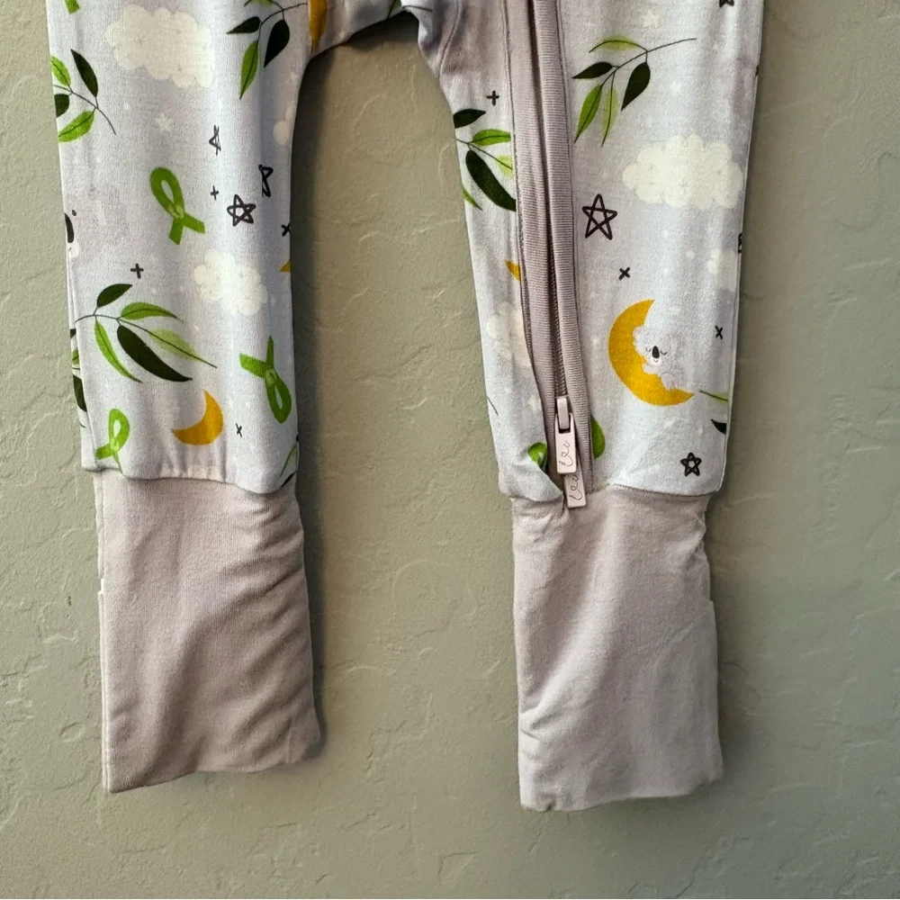 Laree + Co Morgan gray koala bamboo convertible footie pajamas 6-12 months NEW